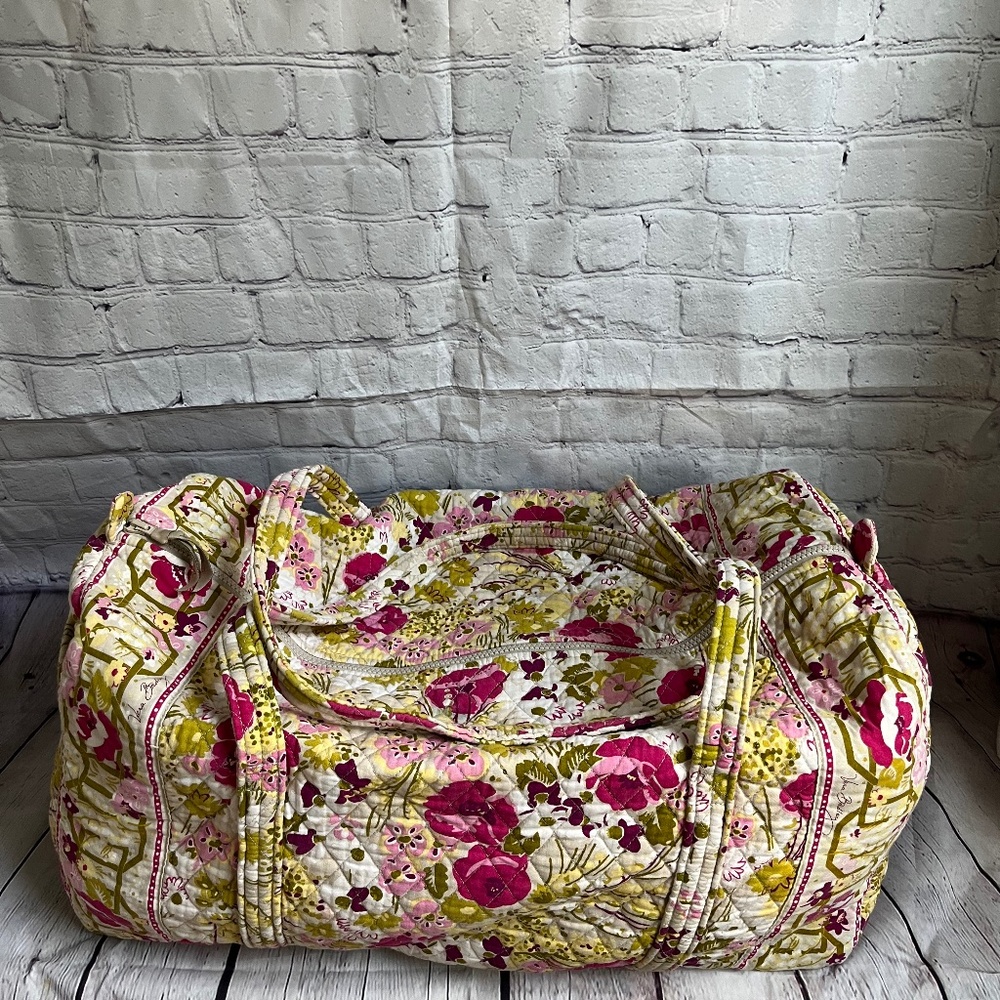 Vera Bradley duffle bag